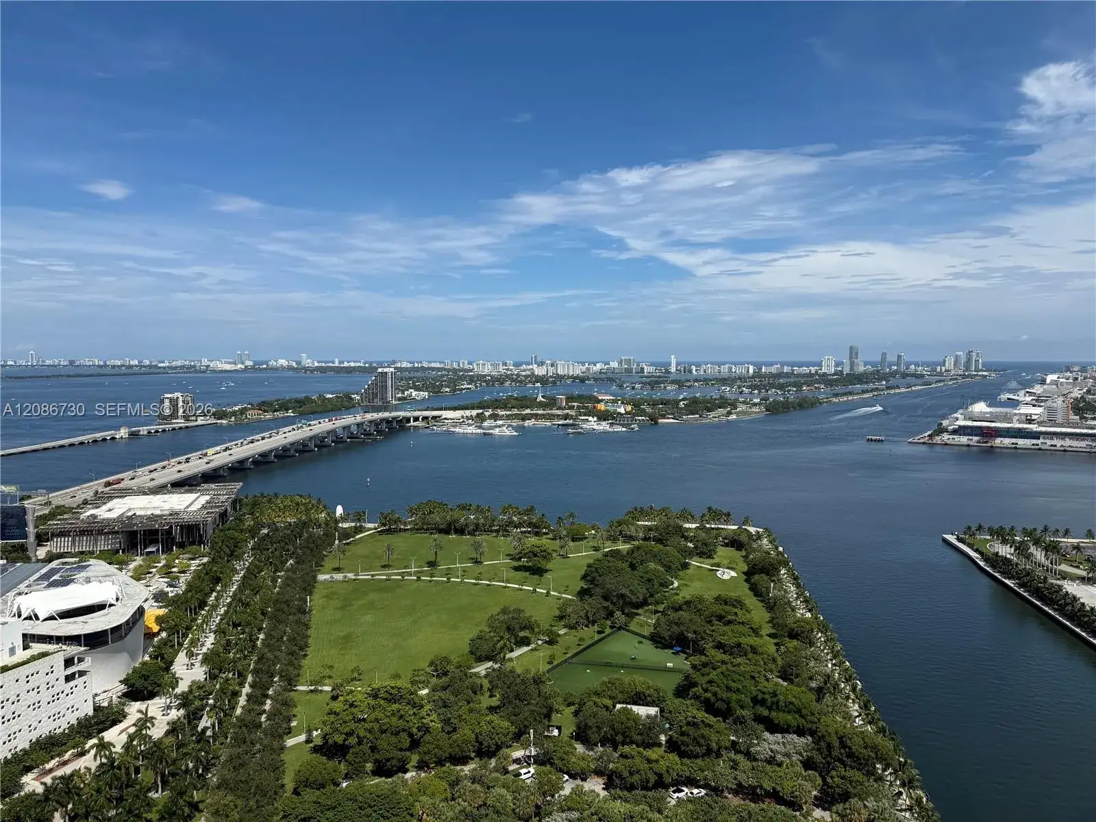 2 bedroom 3 bath Residential Lease for rent at 900 Biscayne Blvd # 3502, Miami FL 33132