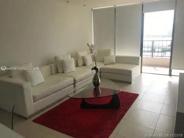 1 bedroom 1 bath Residential Lease for rent at 555 NE 15th St # 14H, Miami FL 33132