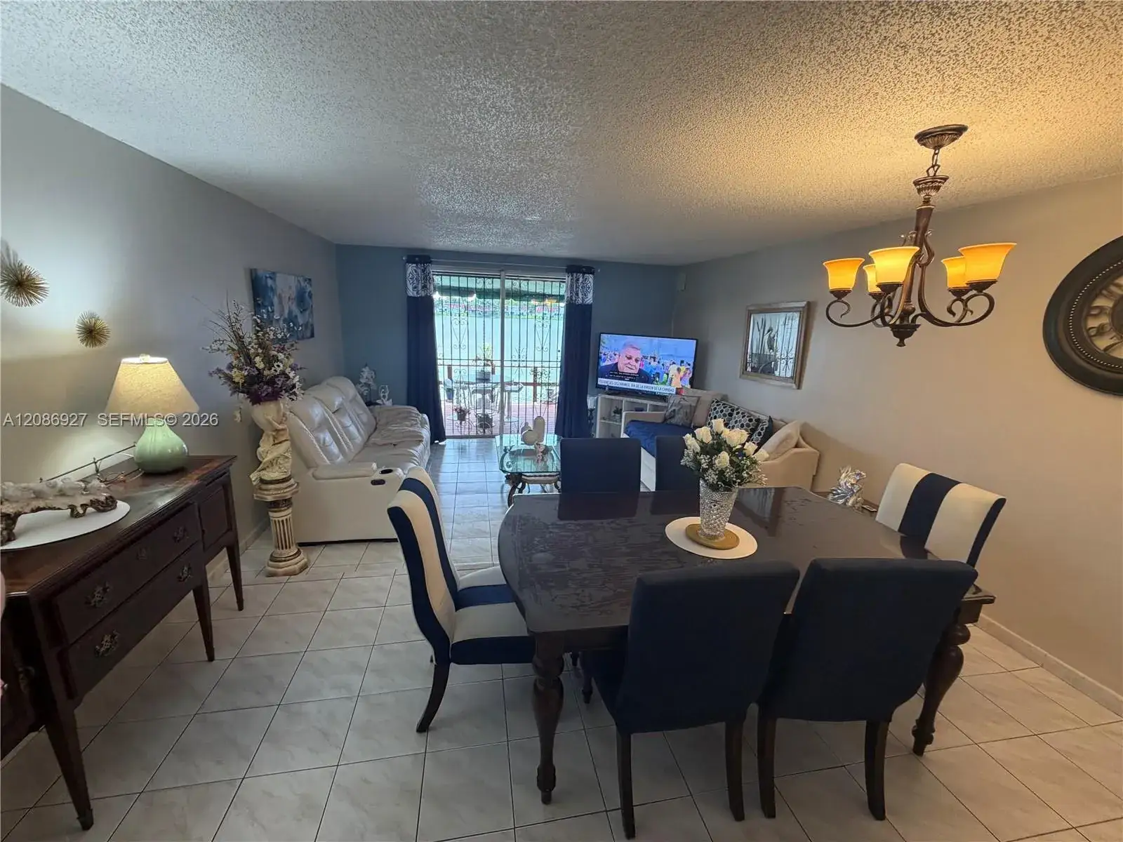1 bedroom 1 bath Residential Lease for rent at 400 NW 107th Ave # 4D, Miami FL 33172