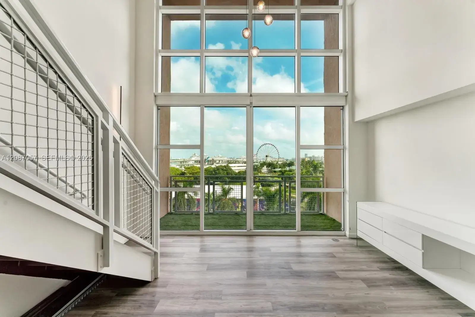 1 bedroom 1 bath Residential for sale at 253 NE 2nd St # 630, Miami FL 33132