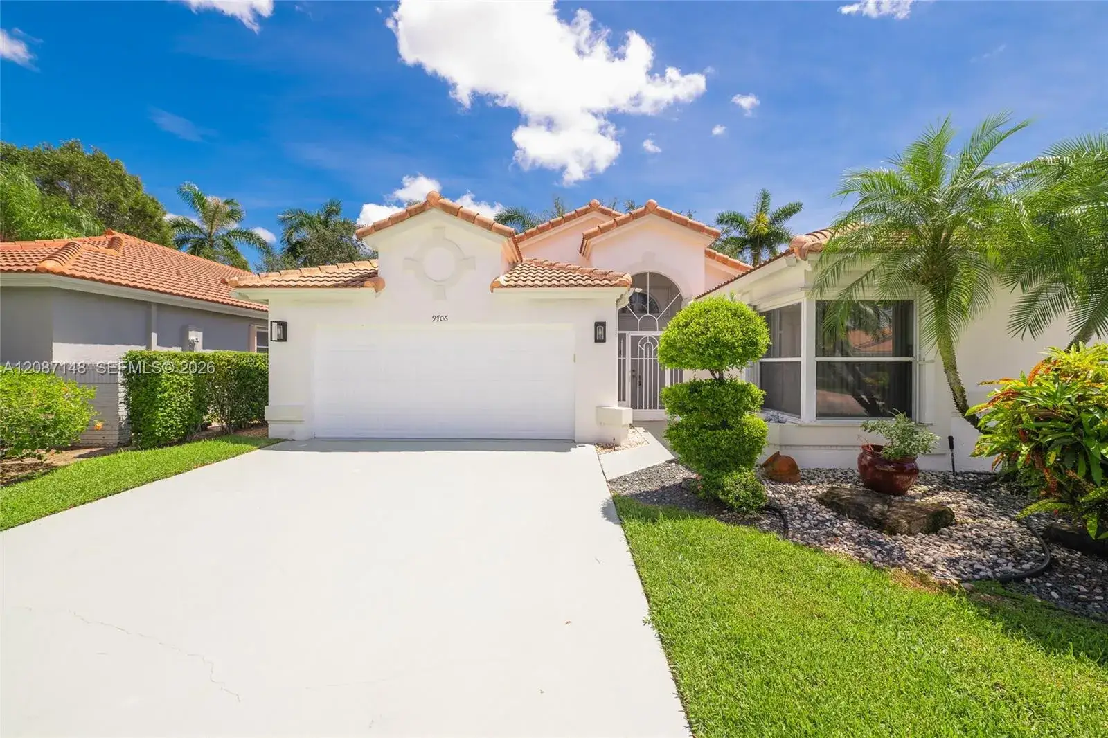 3 bedroom 2 bath Residential for sale at 9706 Harbour Lake Cir, Boynton Beach FL 33437