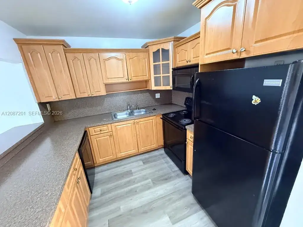 2 bedroom 1 bath Residential Lease for rent at 6125 W 20th Ave # 312, Hialeah FL 33012