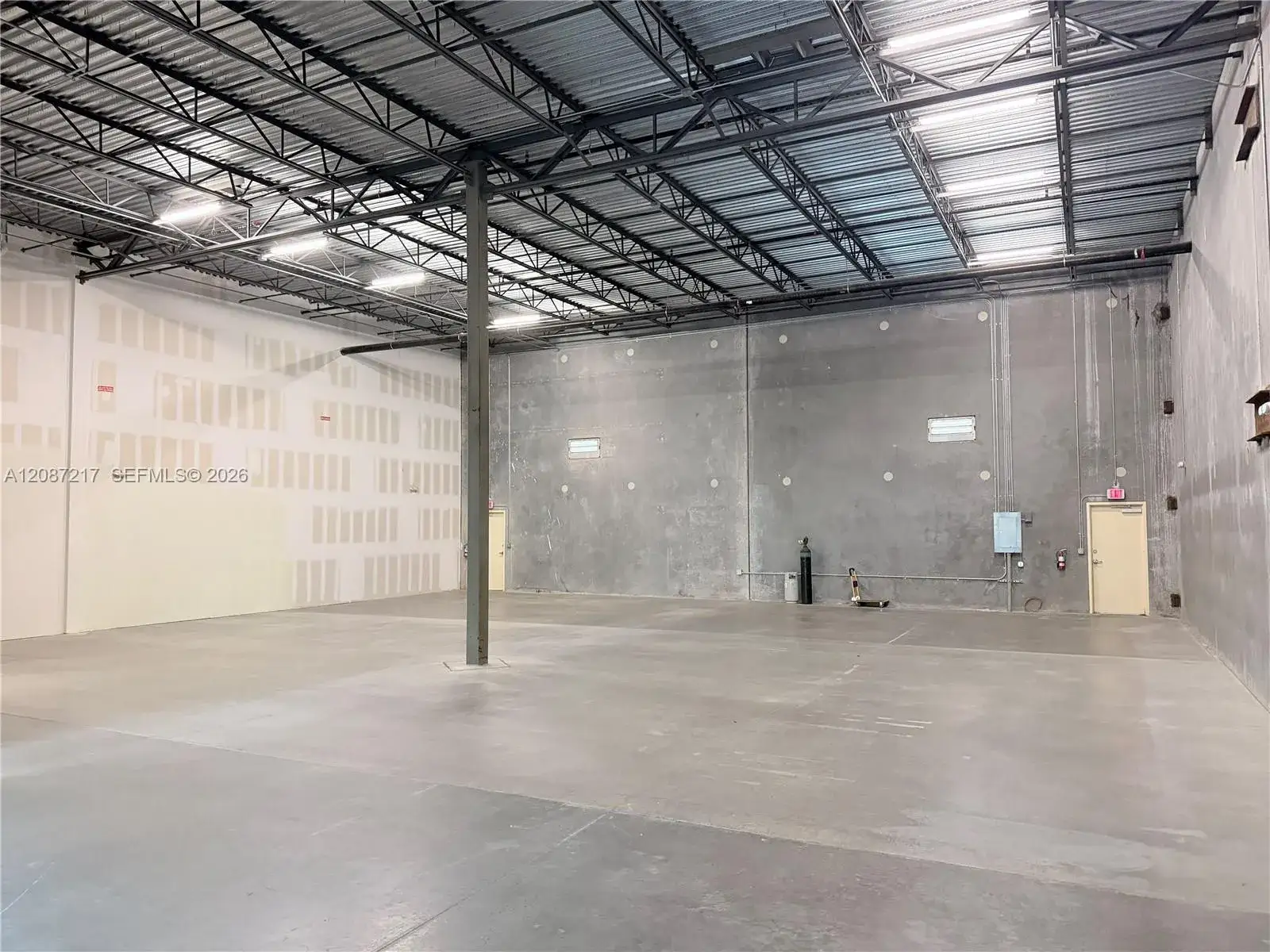 Commercial Sale for sale at 10428 W State Road 84, Davie FL 33324