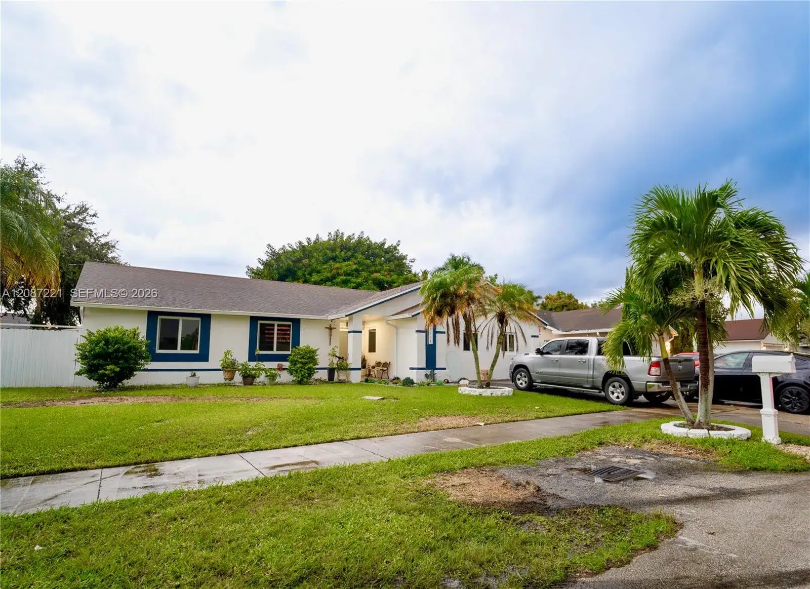 4 bedroom 2 bath Residential for sale at 13814 SW 281 ST SW, Homestead FL 33033