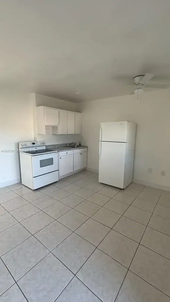 1 bedroom 1 bath Residential Lease for rent at 8450 NE Miami Ct # 6, Miami FL 33138