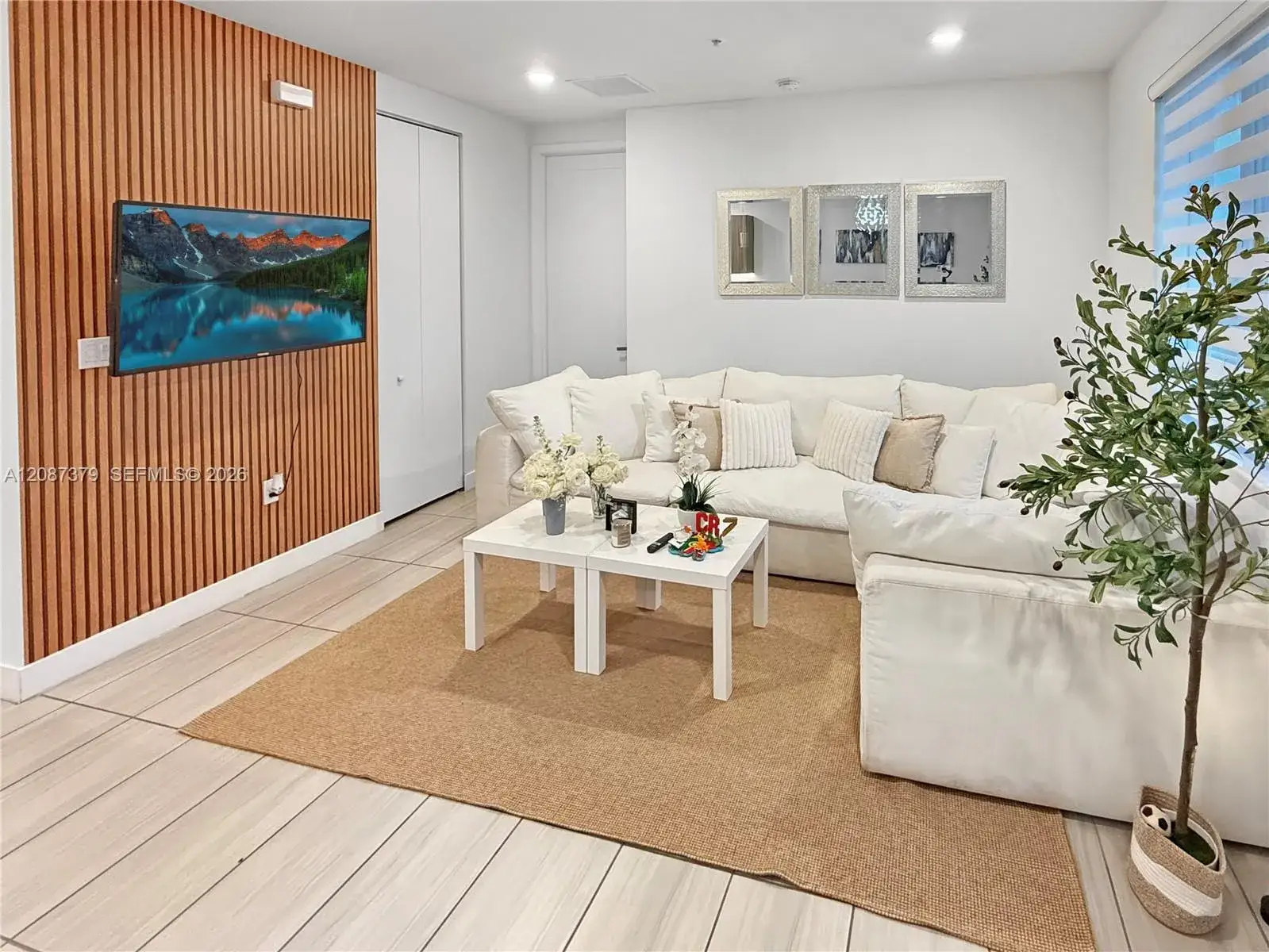 3 bedroom 2 bath Residential for sale at 6416 NW 102nd Ct # 304, Doral FL 33178