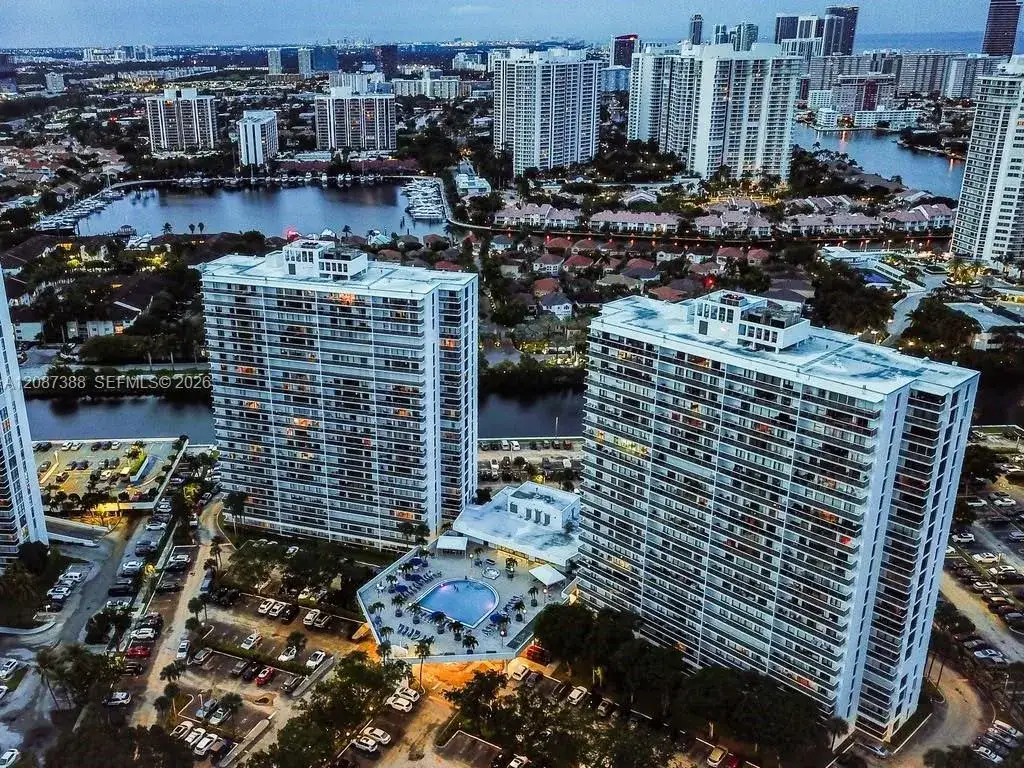3701 N Country Club Dr # 1807, Aventura FL 33180