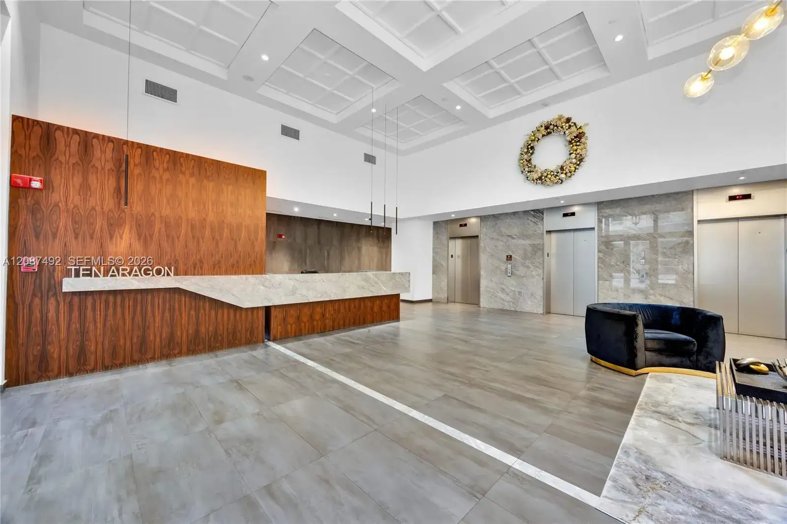 2 bedroom 2 bath Residential for sale at 10 Aragon Ave # 810, Coral Gables FL 33134