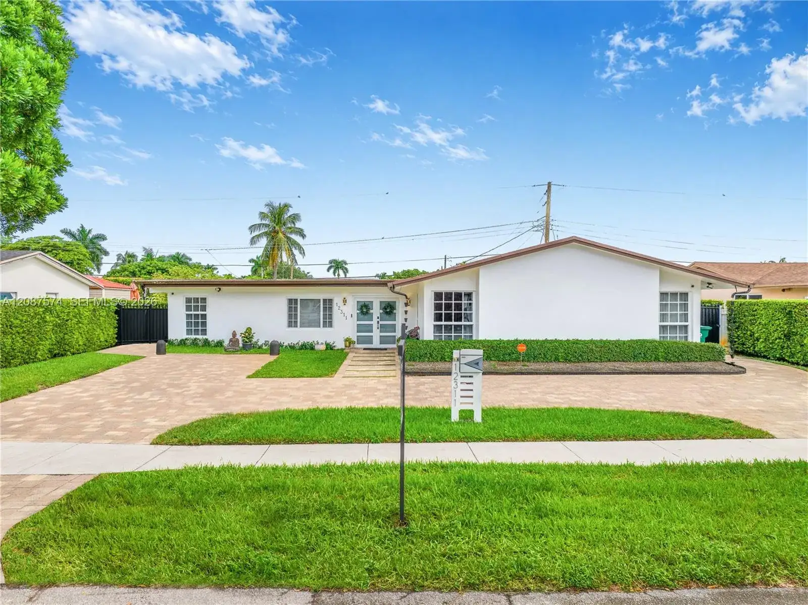 3 bedroom 2 bath Residential for sale at 12311 SW 39th Ter, Miami FL 33175