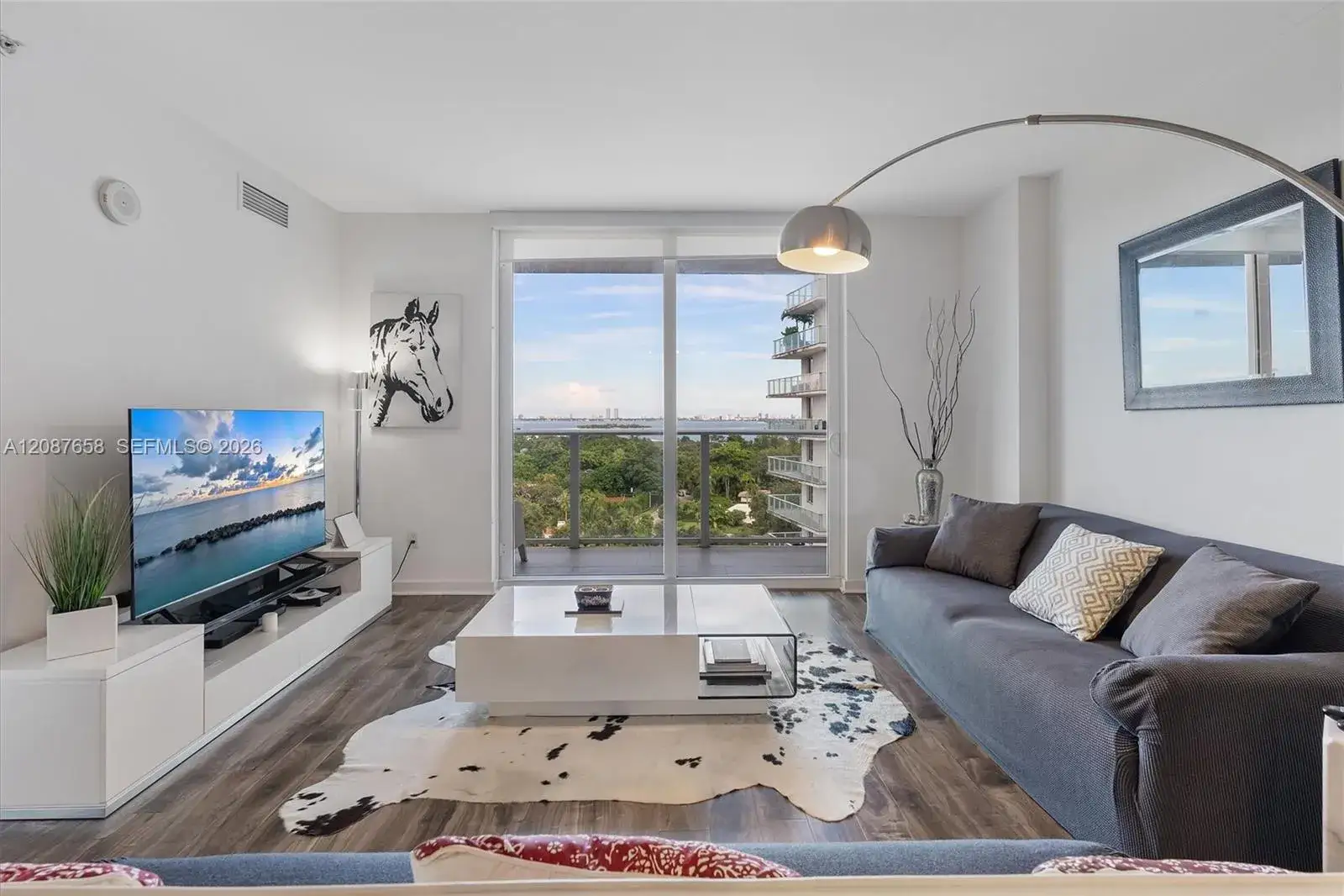 1 bedroom 1 bath Residential for sale at 4250 Biscayne Blvd # 1008, Miami FL 33137
