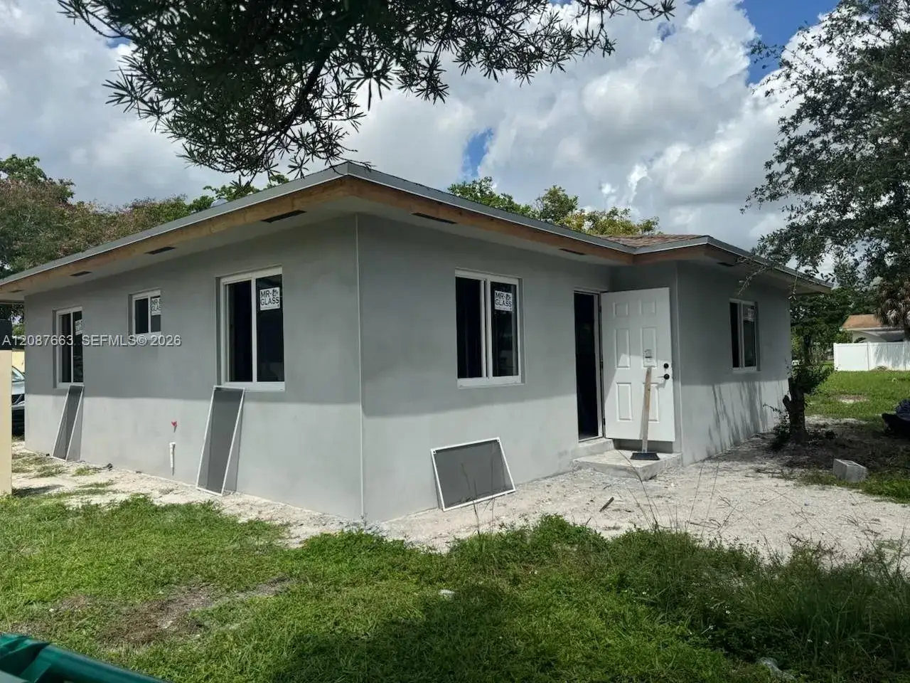 3 bedroom 2 bath Residential for sale at 2883 NW 191st Ter, Miami Gardens FL 33056
