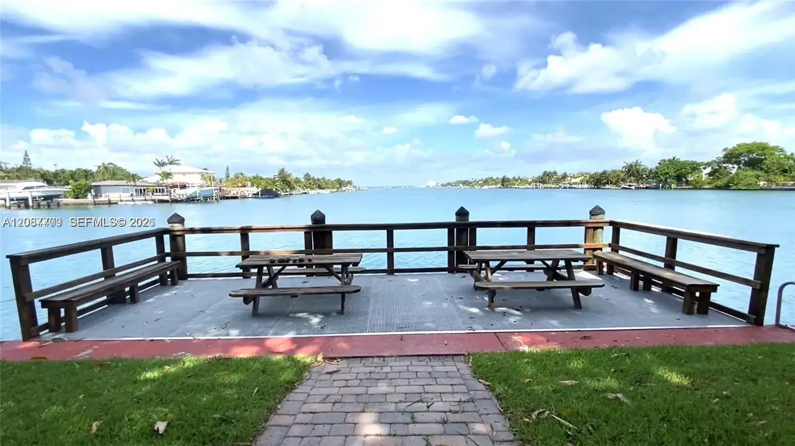 1 bedroom 1 bath Residential Lease for rent at 8620 Byron Ave # 86208A, Miami Beach FL 33141