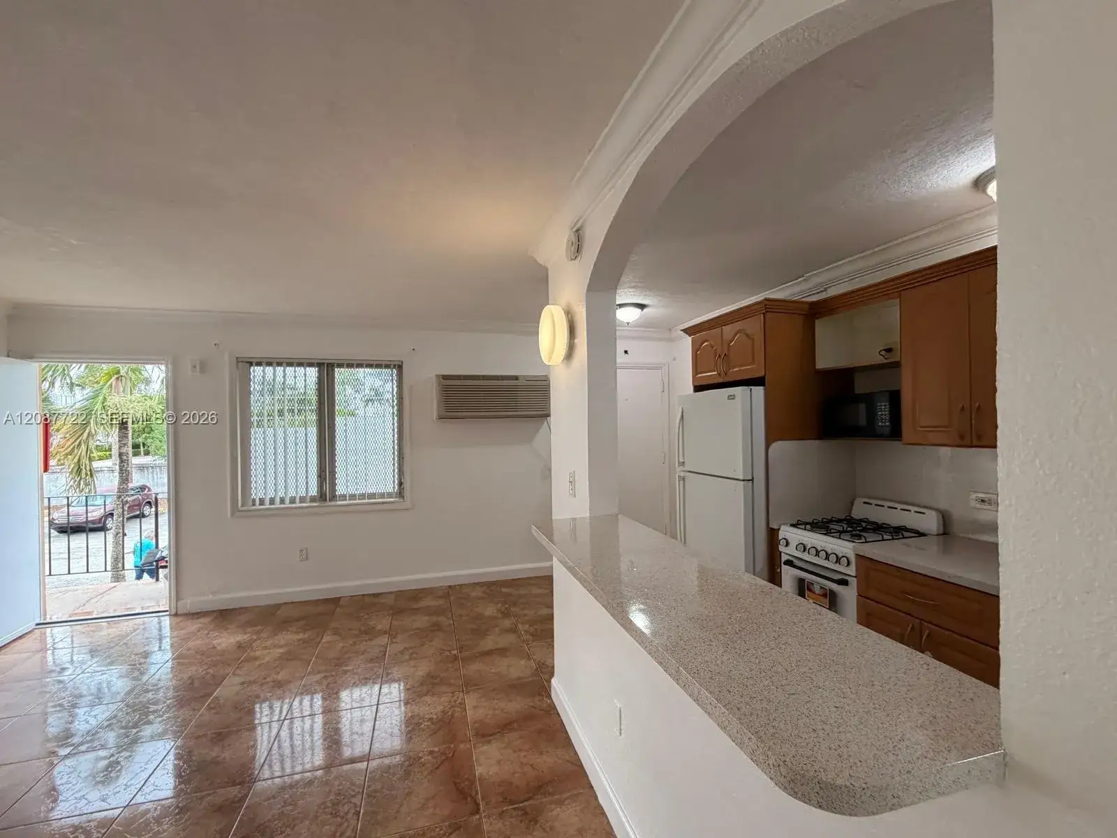 1 bedroom 1 bath Residential Lease for rent at 7000 23RD St # 42, Miami FL 33155