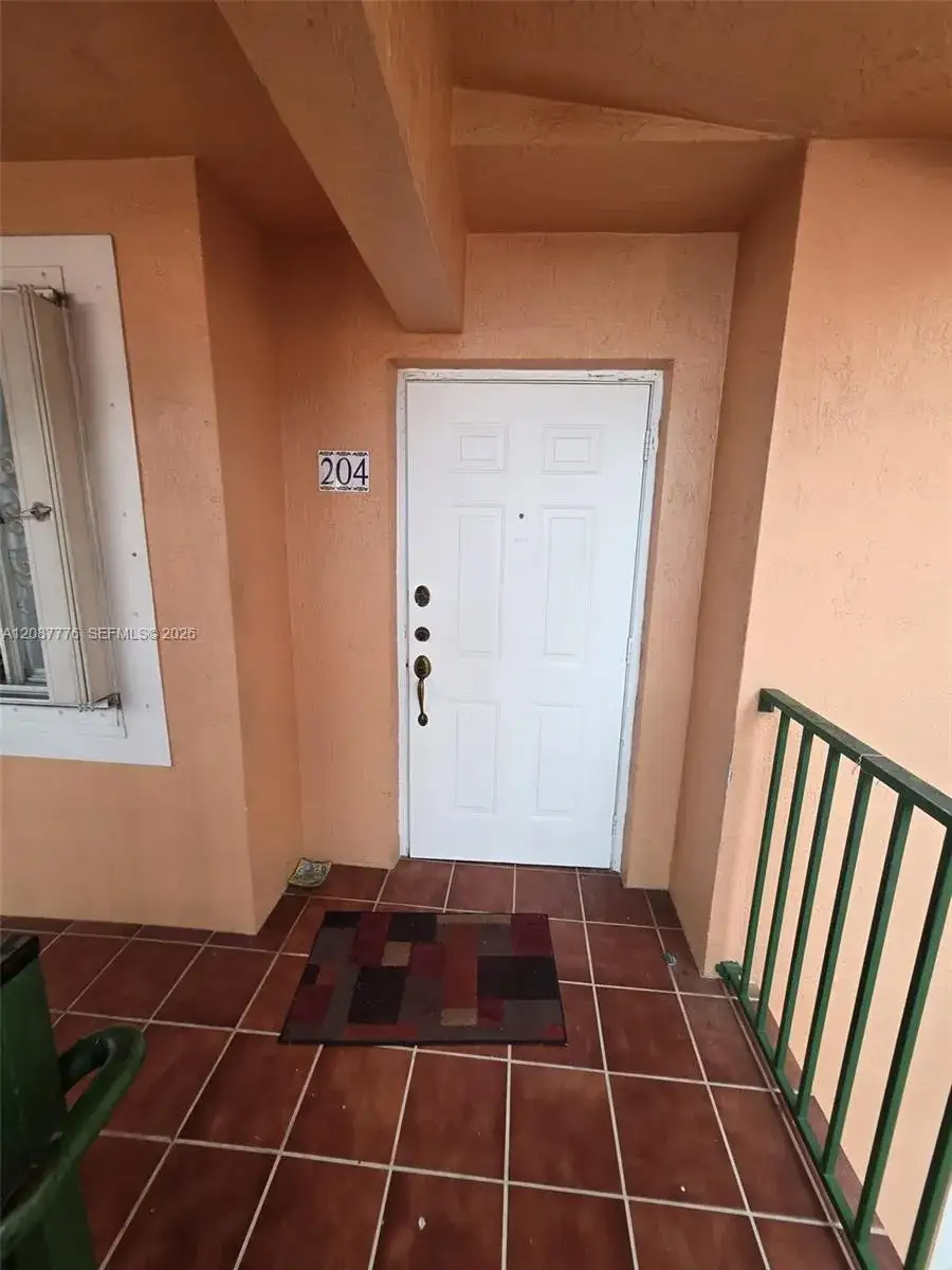 2 bedroom 2 bath Residential Lease for rent at 4691 NW 9th St # 204, Miami FL 33126
