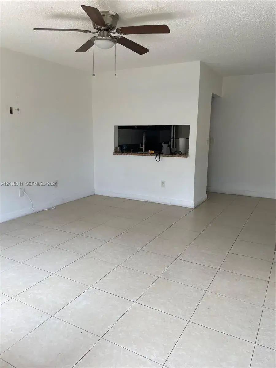 2 bedroom 2 bath Residential Lease for rent at 15318 SW 72nd St # 21, Miami FL 33193