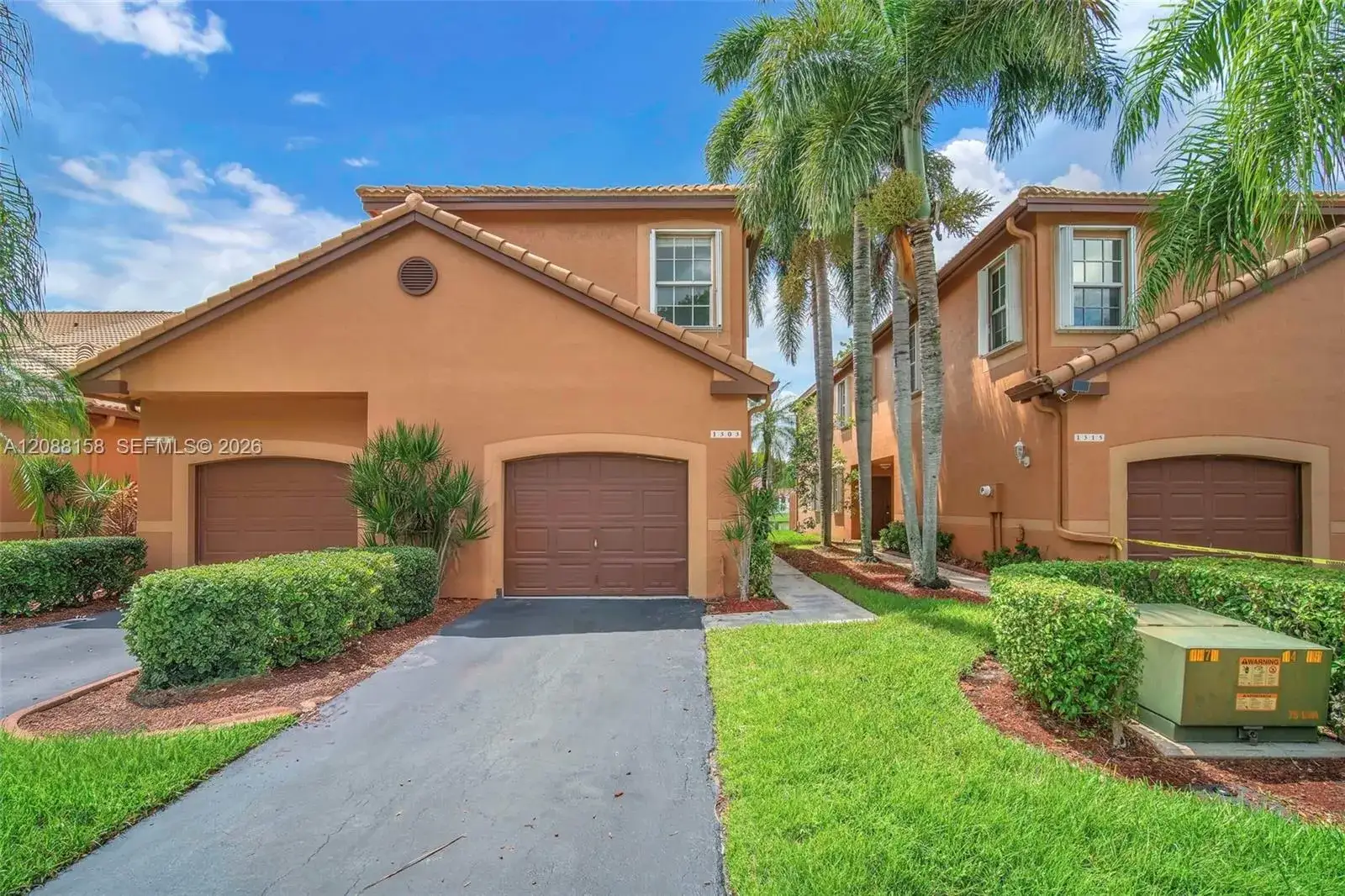 4 bedroom 2 bath Residential for sale at 1303 Presidio Dr # 41, Weston FL 33327