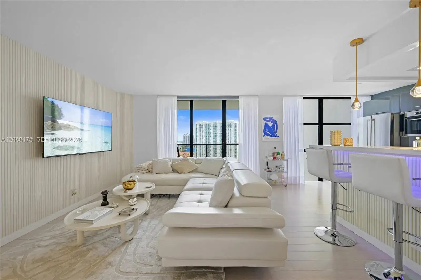 2 bedroom 2 bath Residential Lease for rent at 18181 NE 31st Ct # 2205, Aventura FL 33160