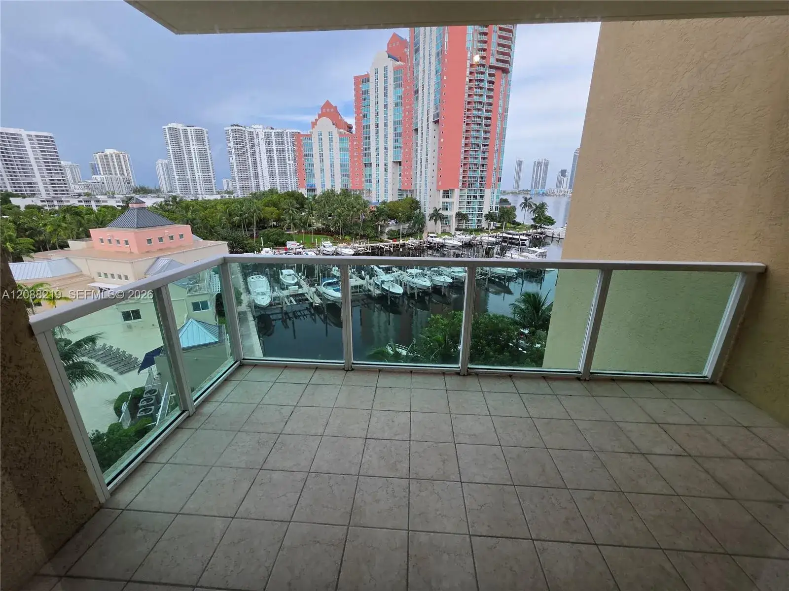 3 bedroom 3 bath Residential for sale at 3340 NE 190th St # 705, Aventura FL 33180