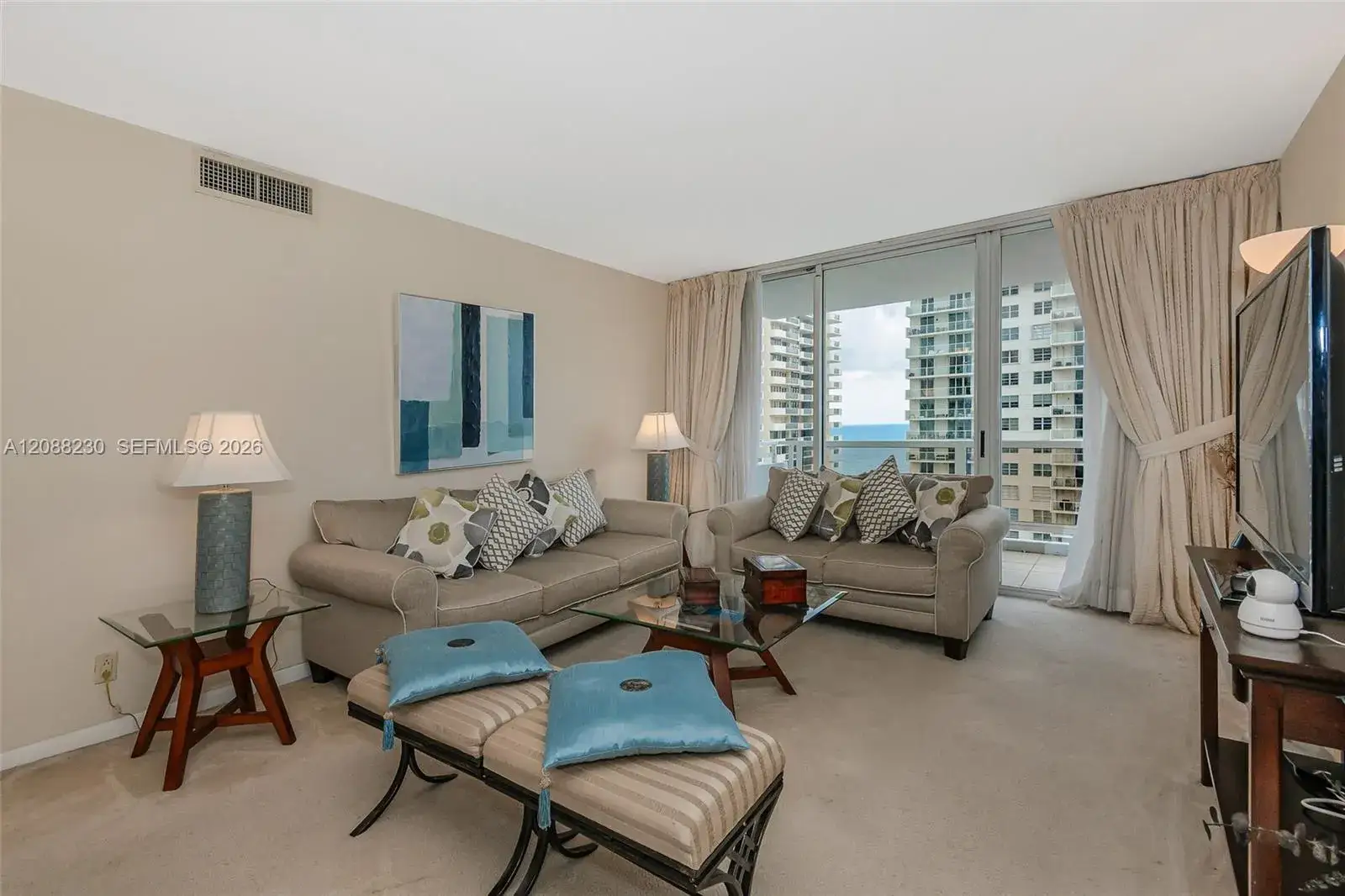 2 bedroom 2 bath Residential for sale at 5700 Collins Ave # 12D, Miami Beach FL 33140