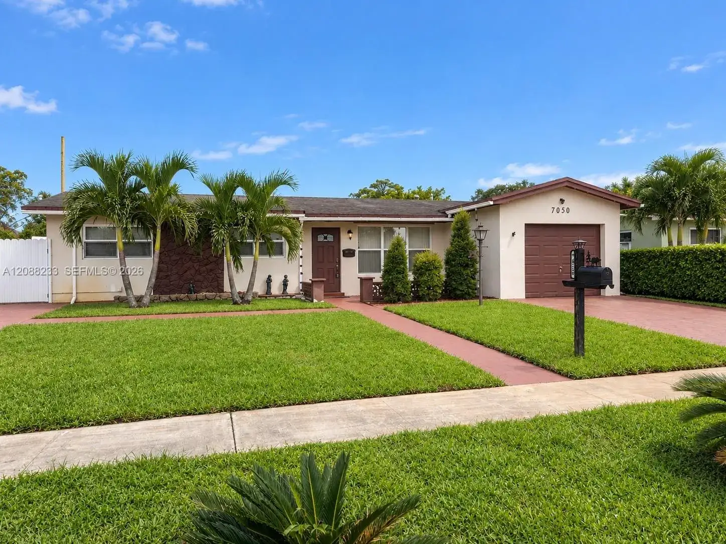 3 bedroom 1 bath Residential Lease for rent at 7050 SW 5th Ct # 0, Pembroke Pines FL 33023