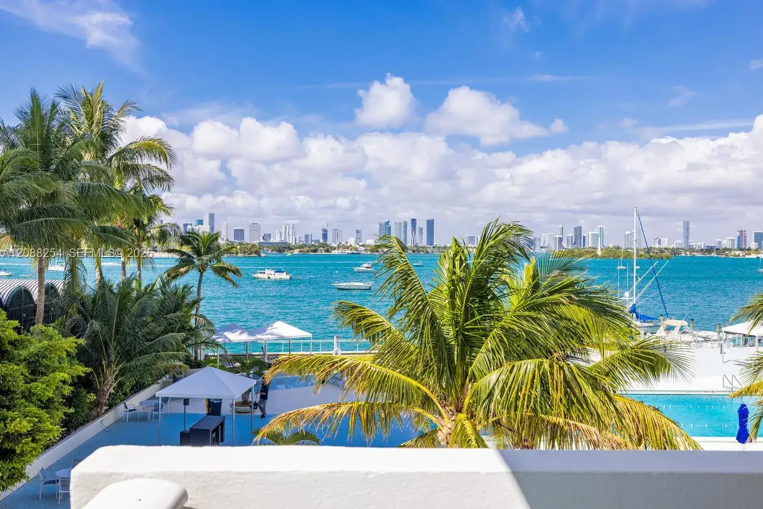 1 bedroom 1 bath Residential Lease for rent at 1200 West Ave # 306, Miami Beach FL 33139
