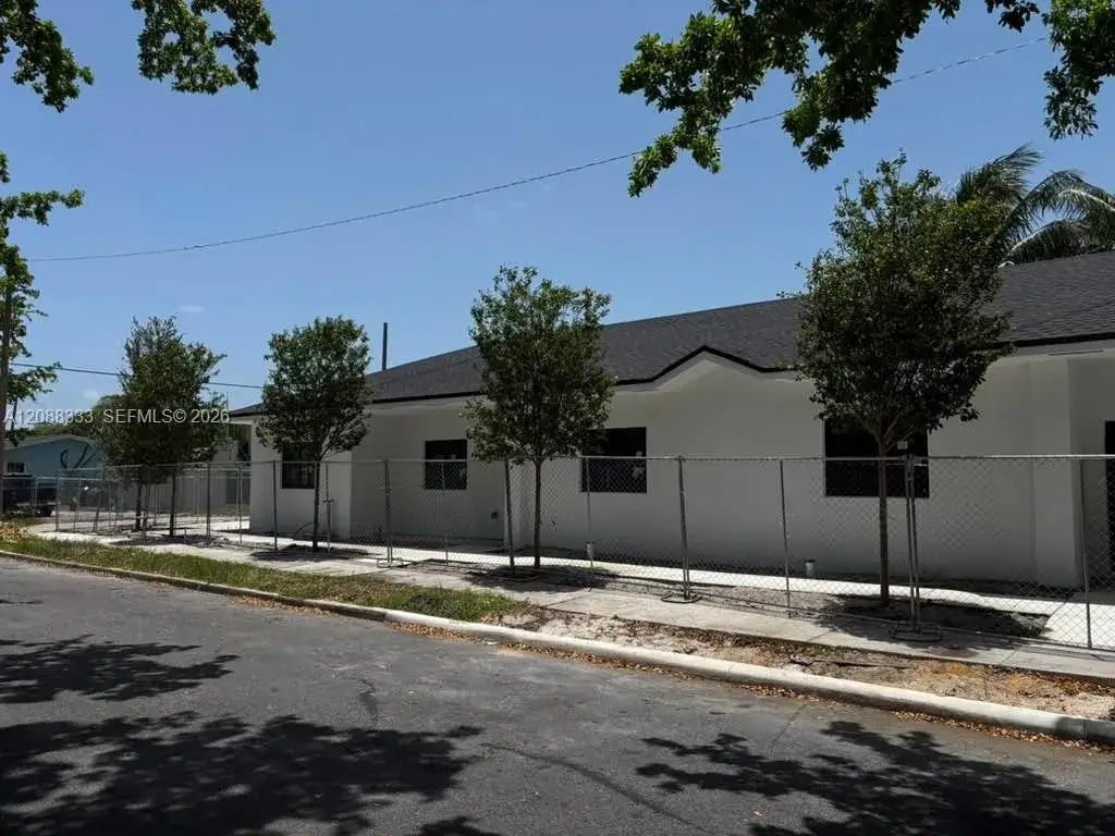 3 bedroom 2 bath Residential Lease for rent at 2165 Beautiful Ave # 1, West Palm Beach FL 33407