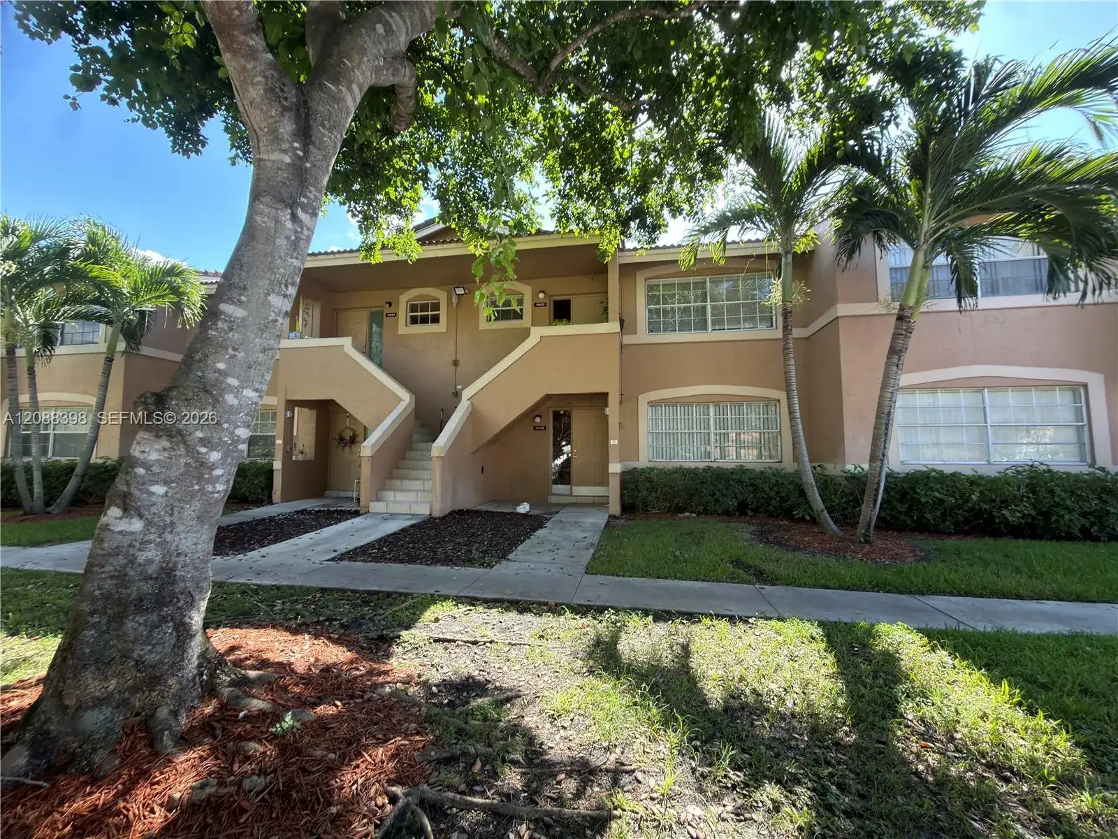 2 bedroom 2 bath Residential Lease for rent at 11448 NW 43rd St # 11448, Coral Springs FL 33065