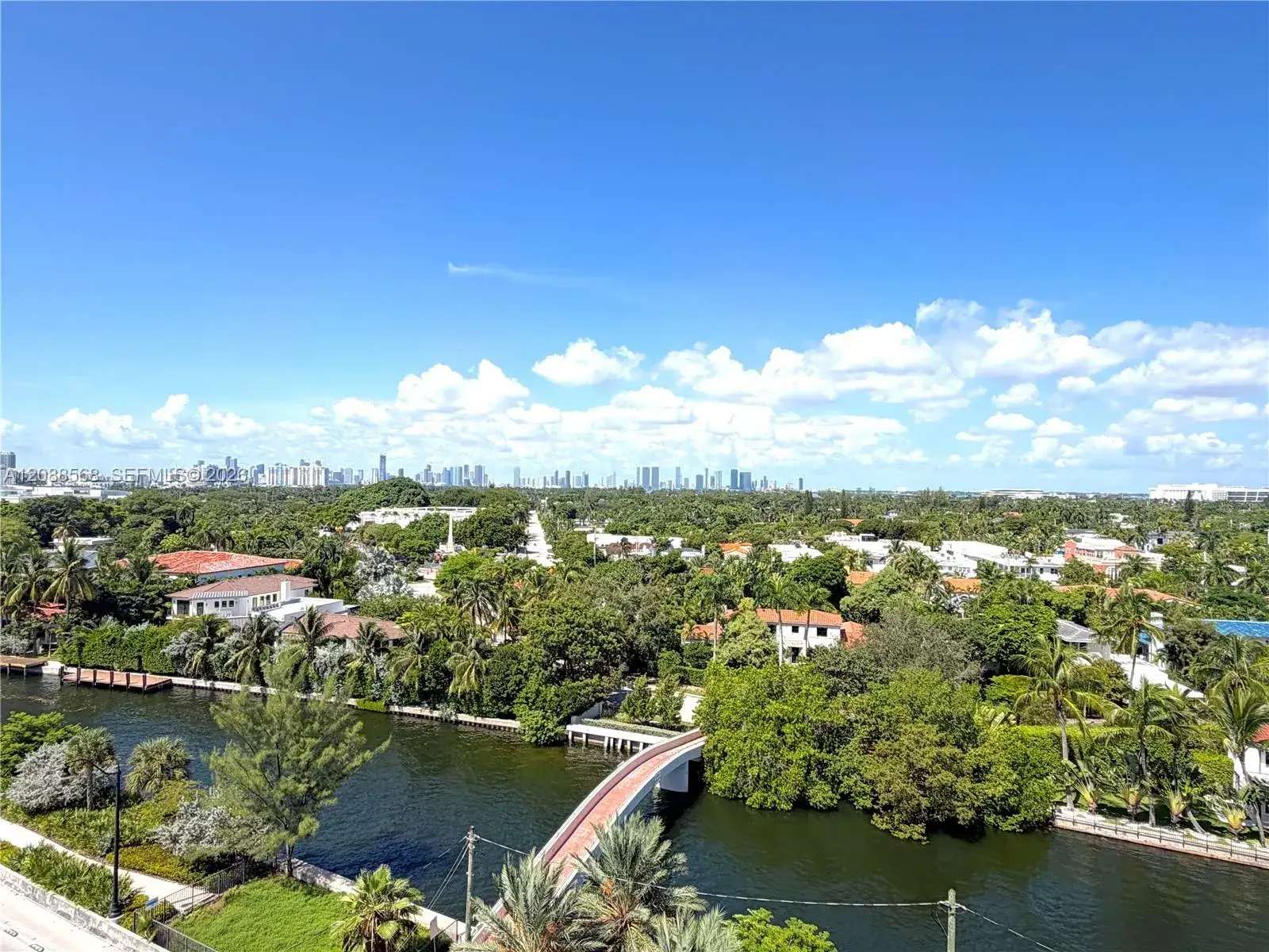 1 bedroom 1 bath Residential Lease for rent at 2829 Indian Creek Dr # 901, Miami Beach FL 33140