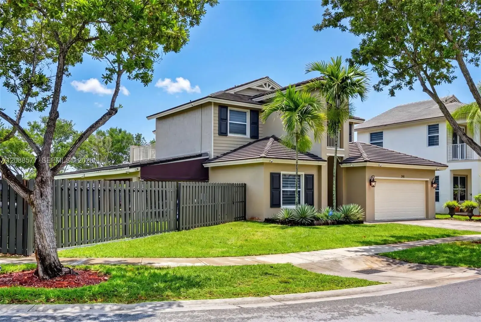 5 bedroom 3 bath Residential for sale at 241 NE 33rd Ter, Homestead FL 33033