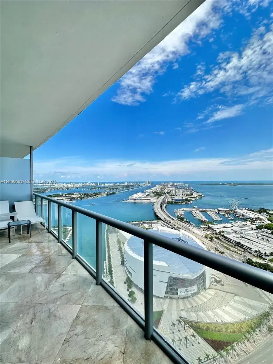 1 bedroom 1 bath Residential Lease for rent at 888 SE Biscayne Blvd # 4803, Miami FL 33132
