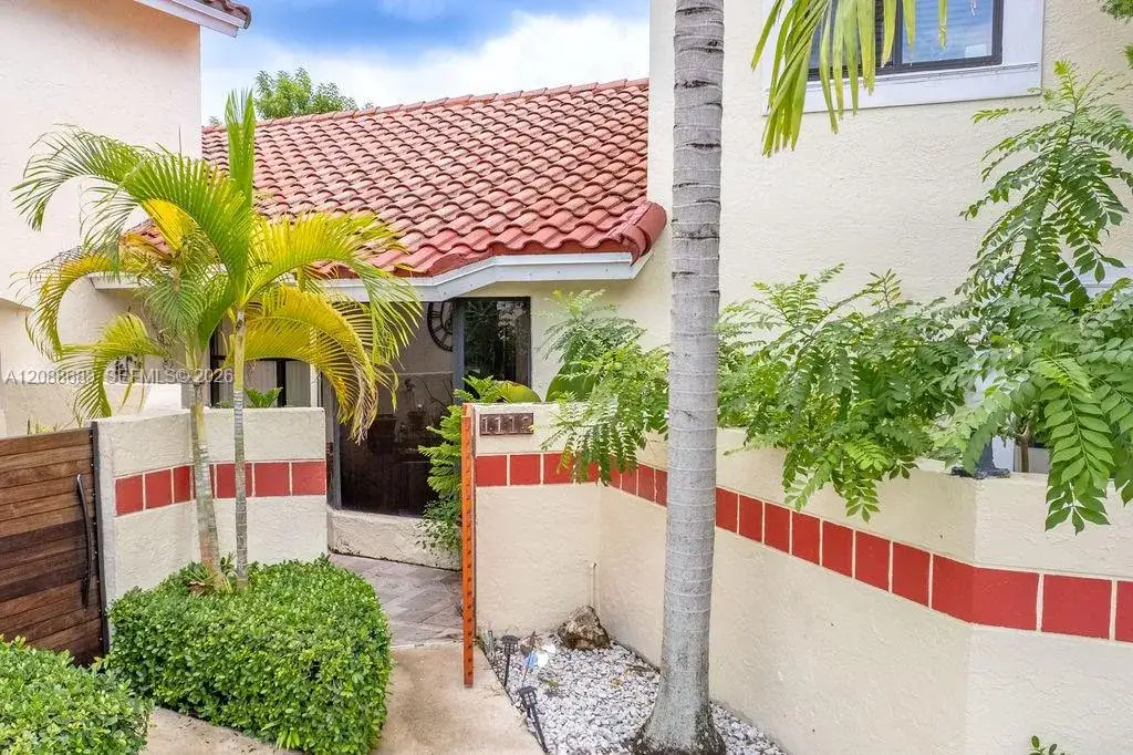 3 bedroom 2 bath Residential for sale at 1111 San Remo Cir, Homestead FL 33035