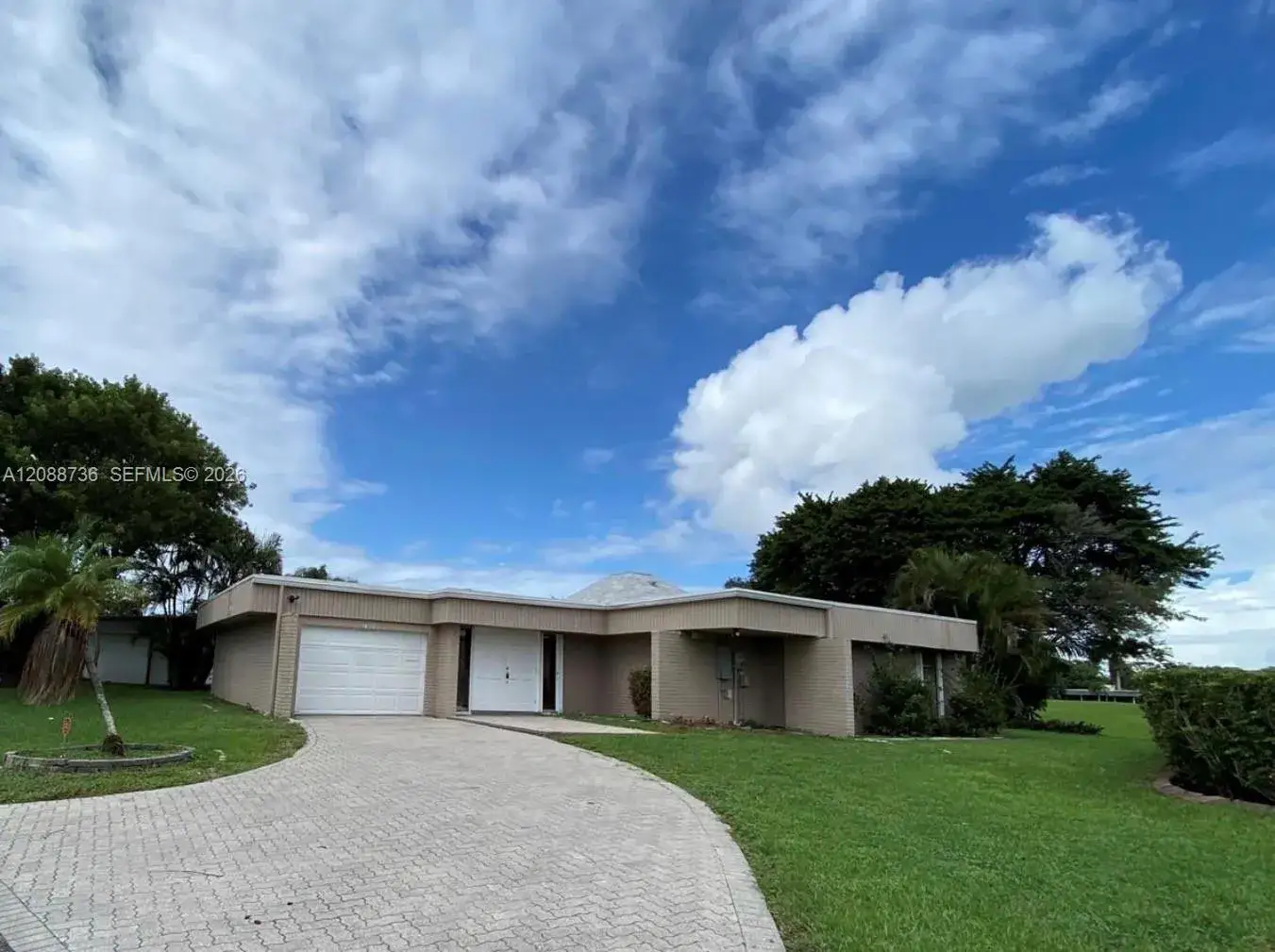 3 bedroom 2 bath Residential for sale at 6105 Royal Poinciana Ln, Tamarac FL 33319