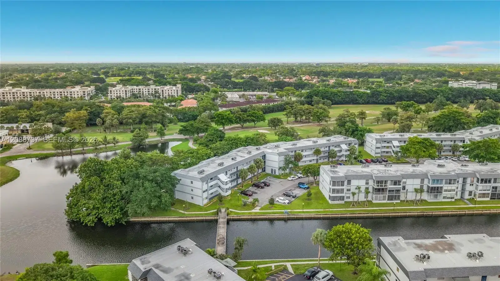 2 bedroom 2 bath Residential for sale at 8370 Sands Point Blvd # H208, Tamarac FL 33321