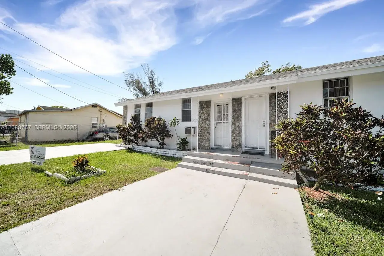2 bedroom 1 bath Residential Lease for rent at 2750 NW 60th Street # 2750, Miami FL 33142