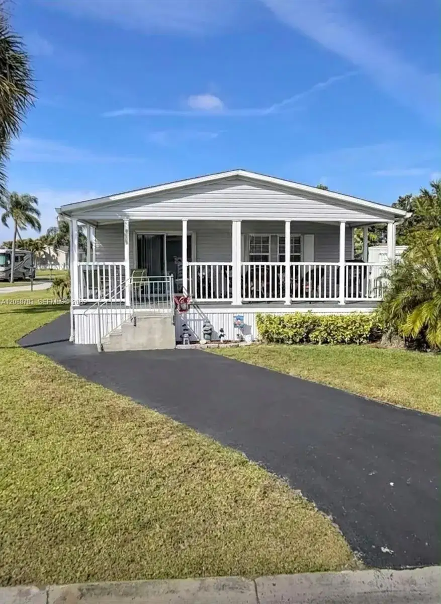 1701 SW 64th Way # 0, Boca Raton FL 33428