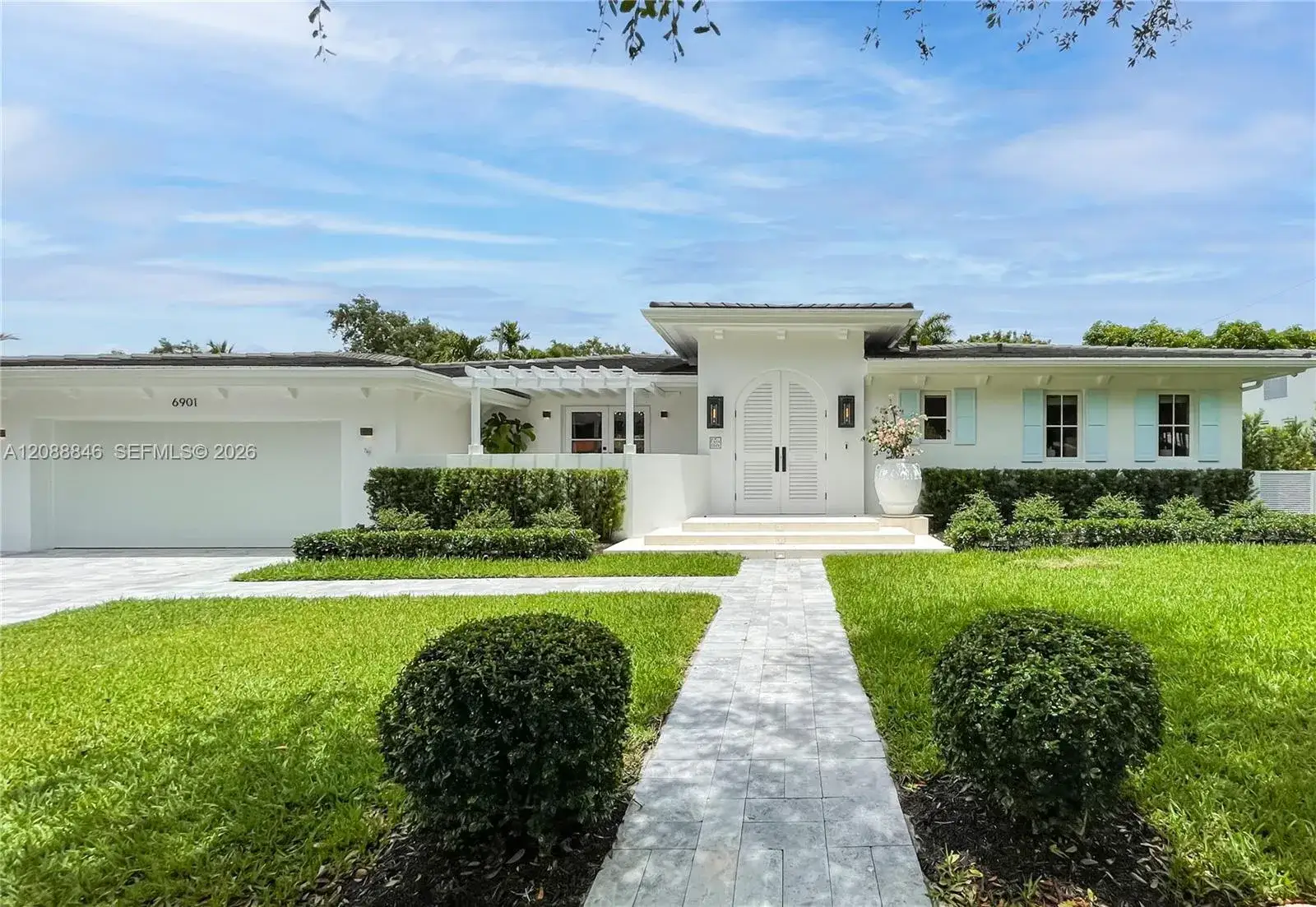 4 bedroom 3 bath Residential Lease for rent at 6901 Almansa St # 0, Coral Gables FL 33146