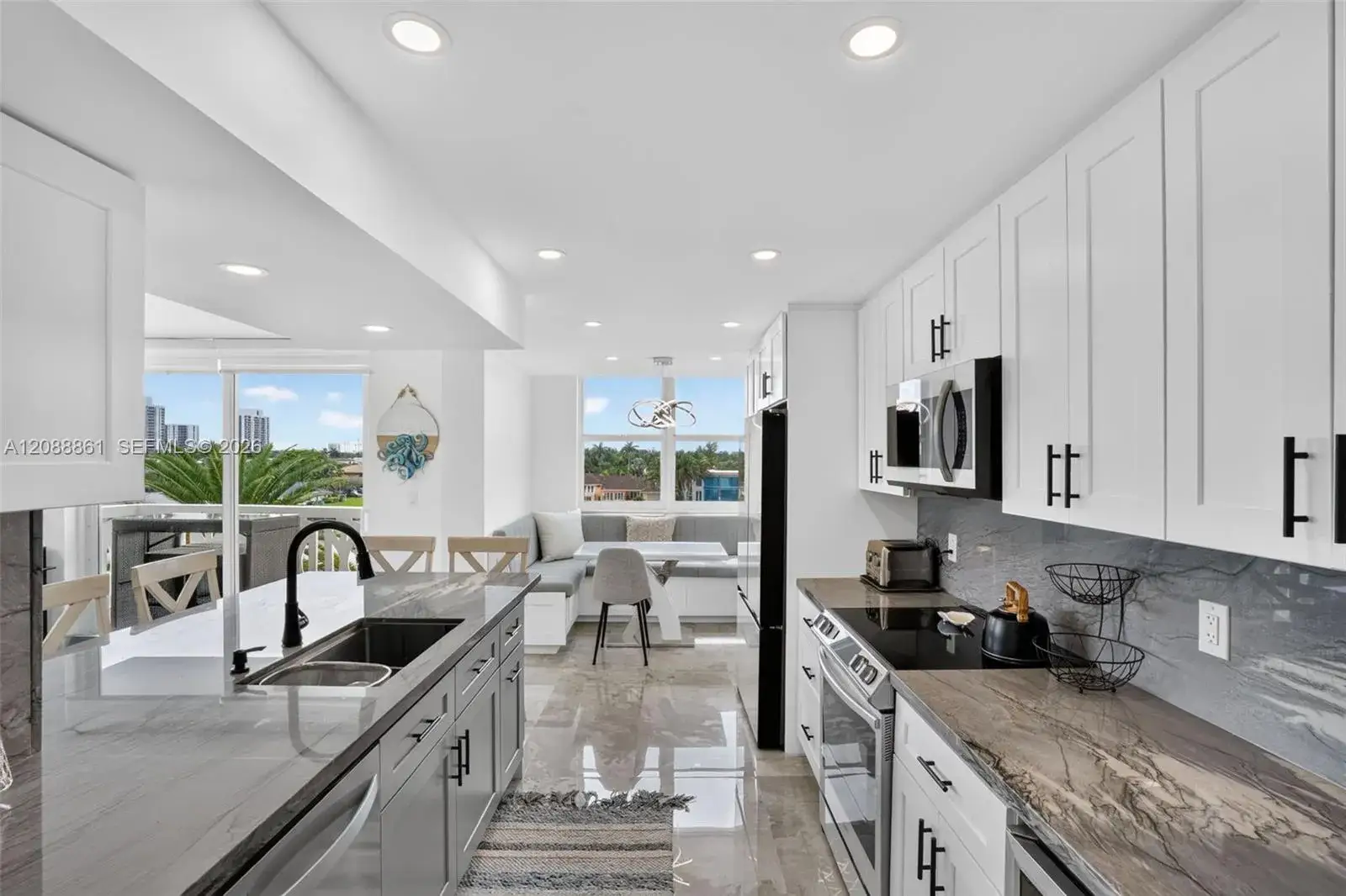 2 bedroom 2 bath Residential Lease for rent at 3113 S Ocean Dr # 510, Hallandale Beach FL 33009
