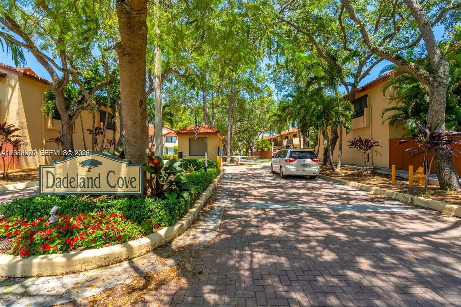 2 bedroom 1 bath Residential Lease for rent at 7871 SW 102nd Ln, Miami FL 33156