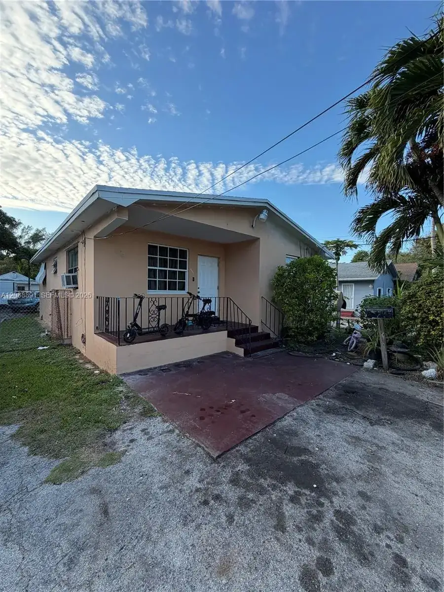 Residential Income for sale at 8848 NW 5th Ave, El Portal FL 33150