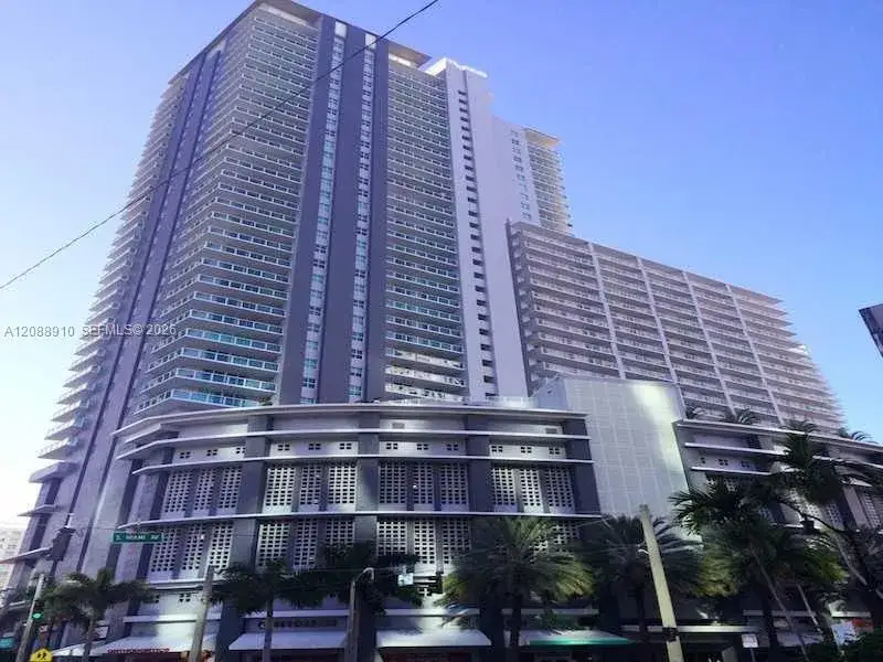 1 bedroom 1 bath Residential Lease for rent at 1250 S Miami Ave # 1512, Miami FL 33130
