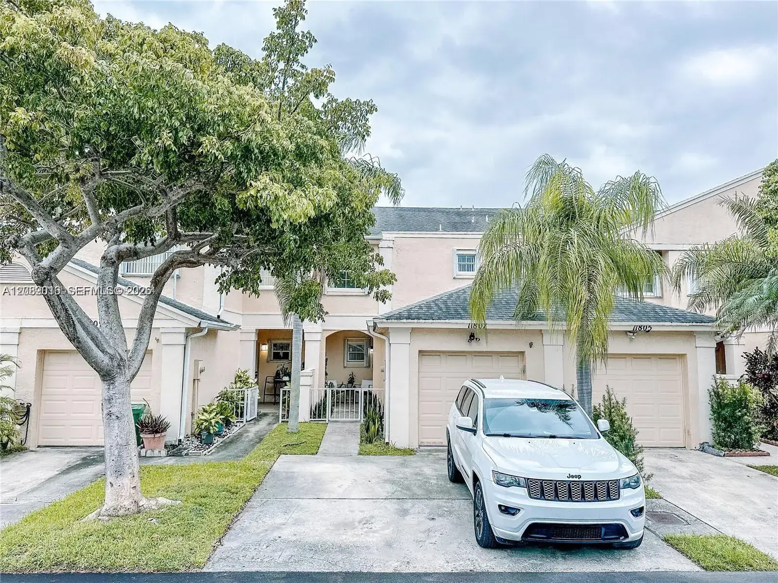 2 bedroom 2 bath Residential Lease for rent at 11807 SW 99th Ln, Miami FL 33186