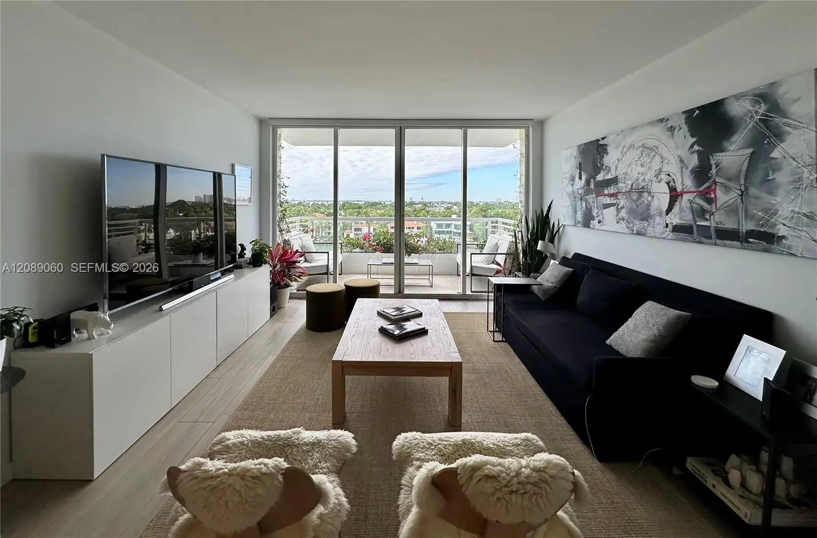 2 bedroom 2 bath Residential Lease for rent at 5600 Collins Ave # 8P, Miami Beach FL 33140