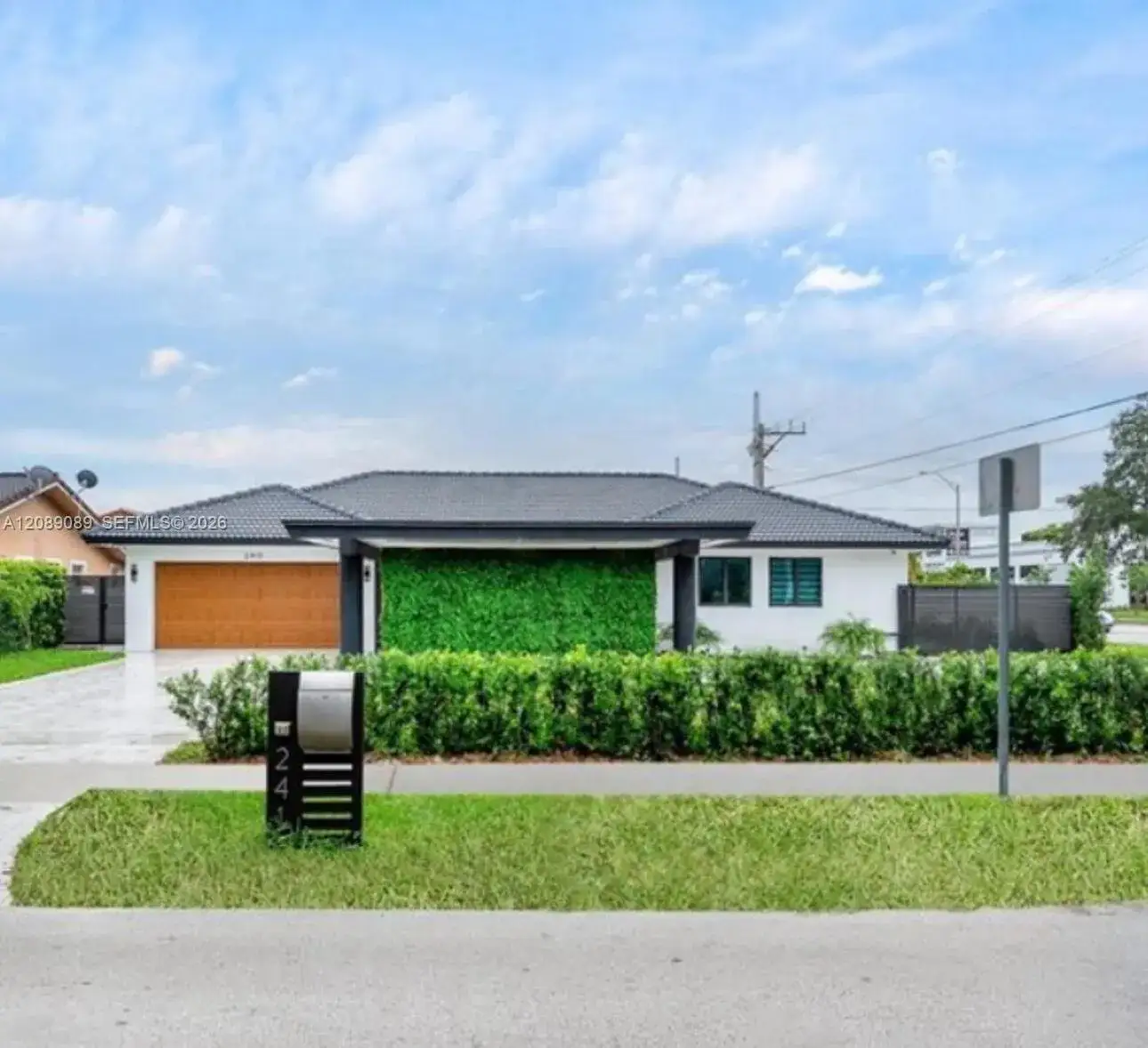 4 bedroom 4 bath Residential for sale at 2410 SW 99th Ave, Miami FL 33165