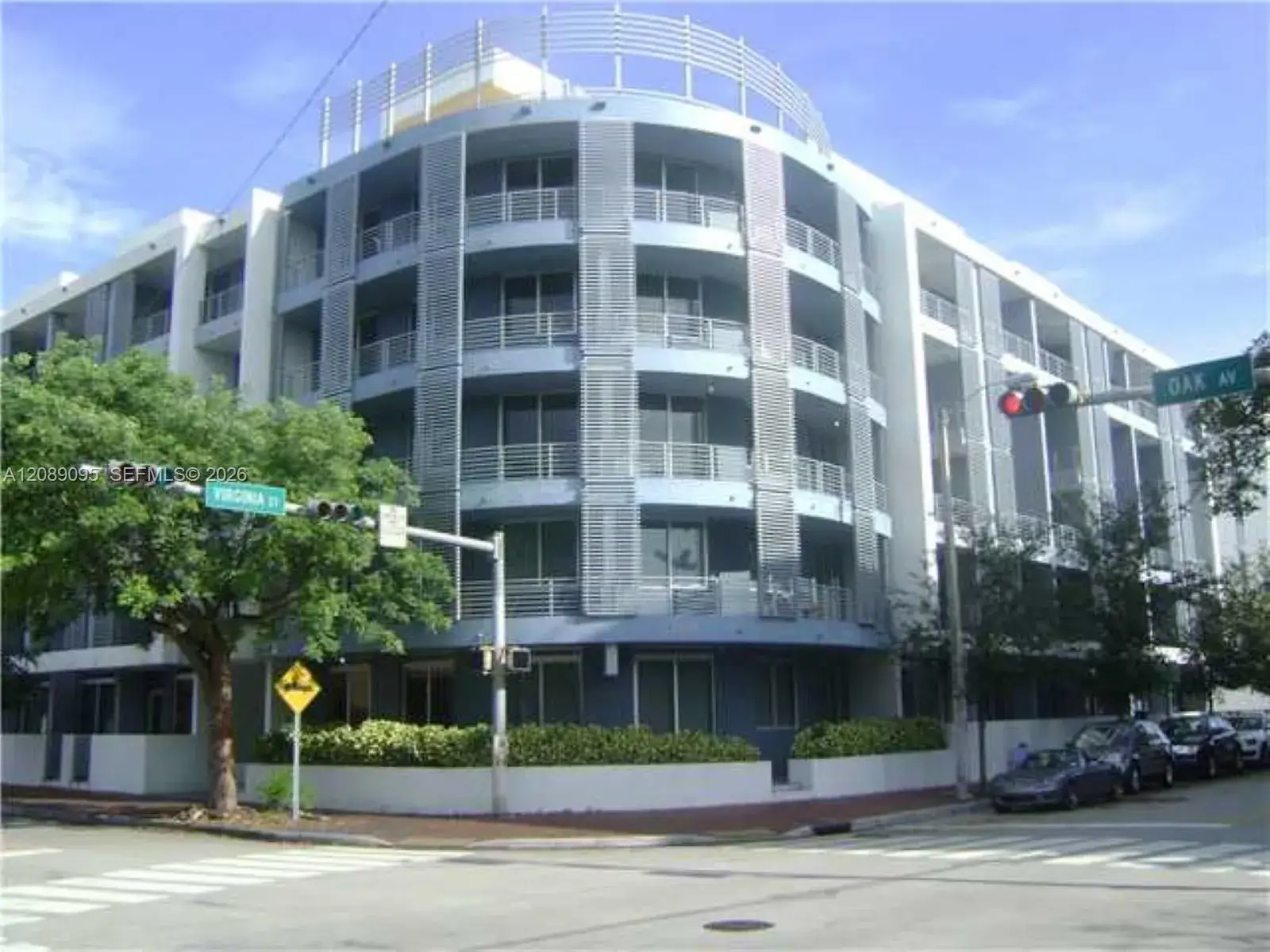 1 bedroom 1 bath Residential Lease for rent at 3339 Virginia St # 324, Miami FL 33133
