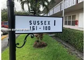 1 bedroom 1 bath Residential Lease for rent at 175 Sussex I # 175, West Palm Beach FL 33417