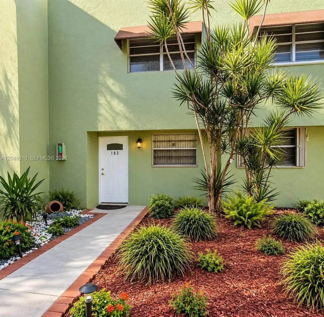 2 bedroom 2 bath Residential Lease for rent at 11061 NW 7th St # 12, Miami FL 33172