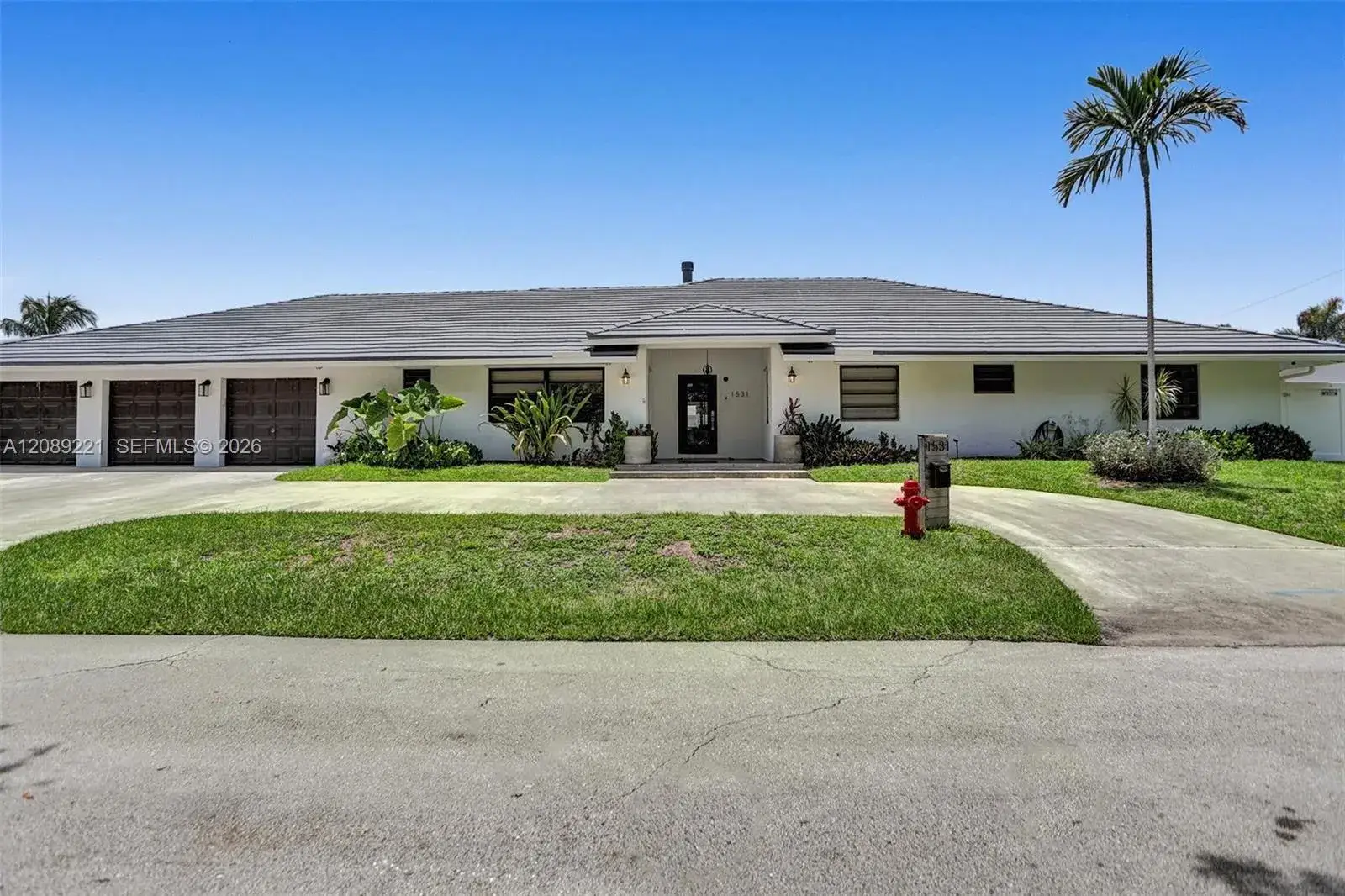 7 bedroom 5 bath Residential for sale at 1531 SE 24th Ter, Pompano Beach FL 33062
