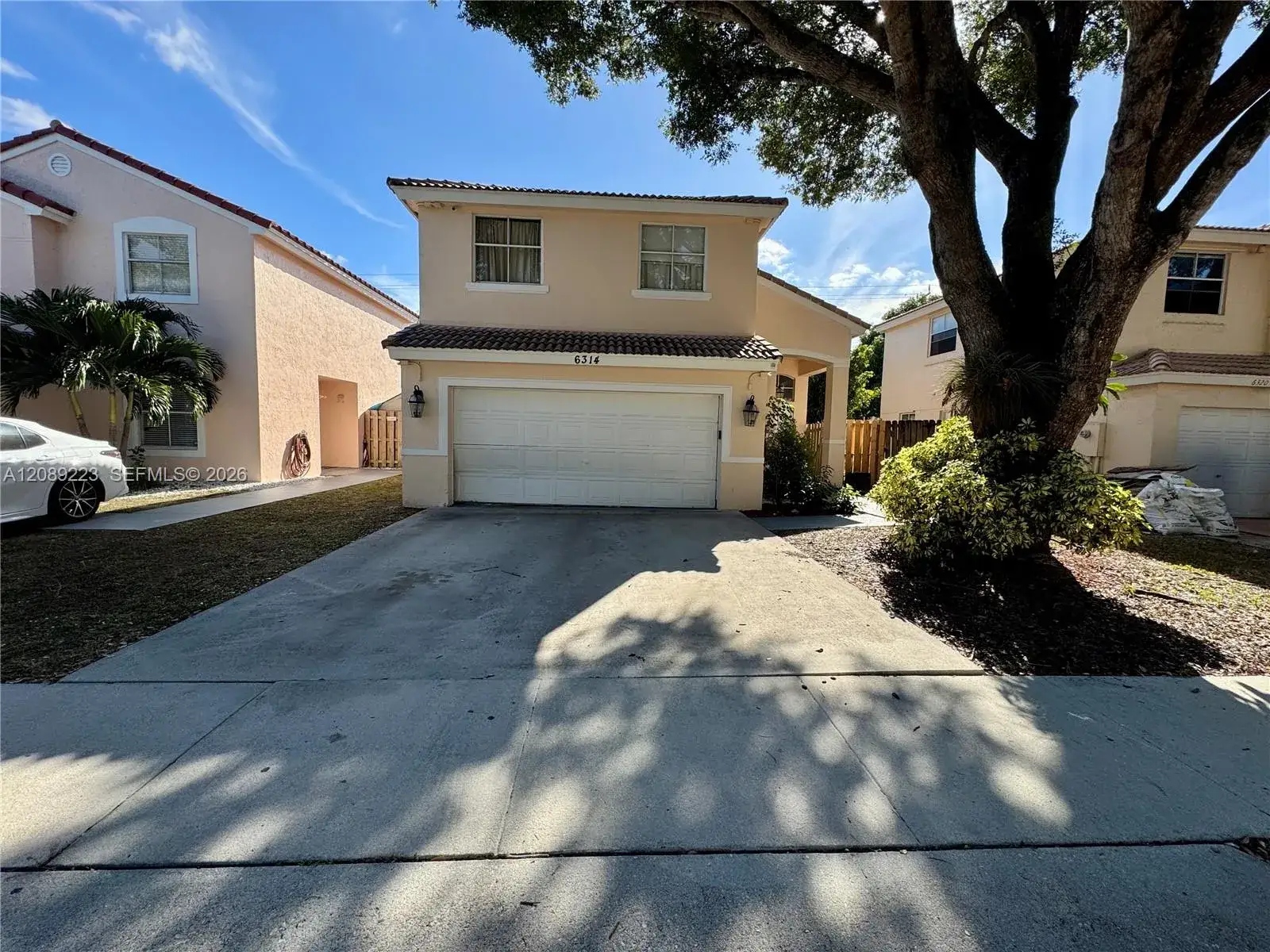 3 bedroom 2 bath Residential for sale at 6314 Duval Dr, Margate FL 33063