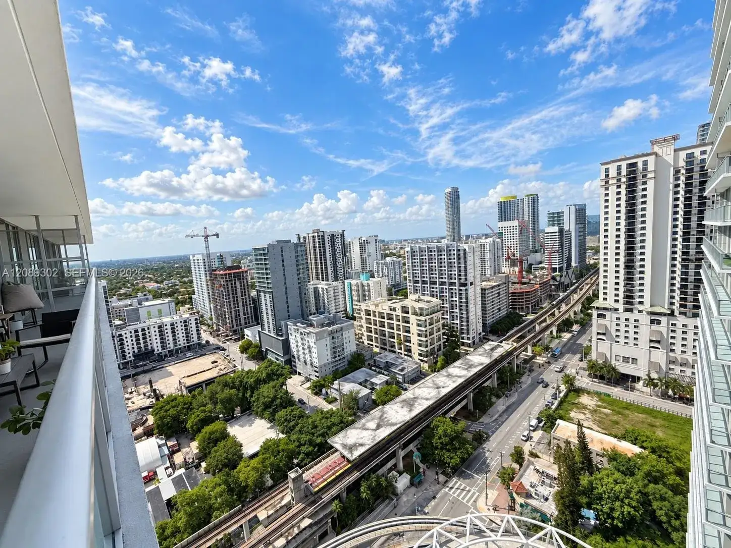 2 bedroom 2 bath Residential Lease for rent at 79 SW 12 ST # 2910, Miami FL 33130