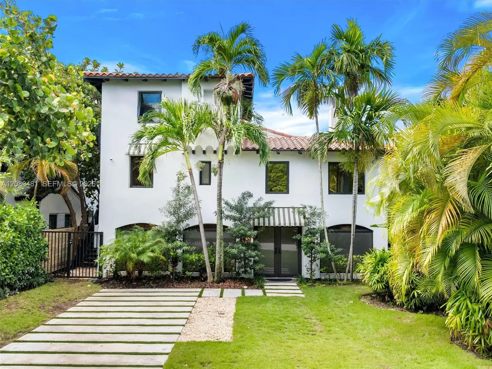 6 bedroom 4 bath Residential for sale at 510 W 30th St, Miami Beach FL 33140